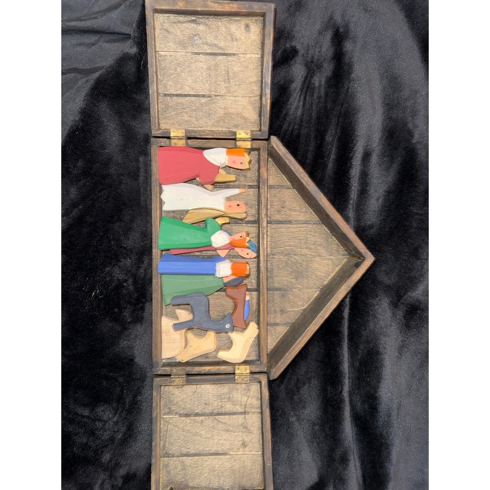 Vintage Hand Carved Wooden Nativity Set 11 Piece Folk Art with Stable Box